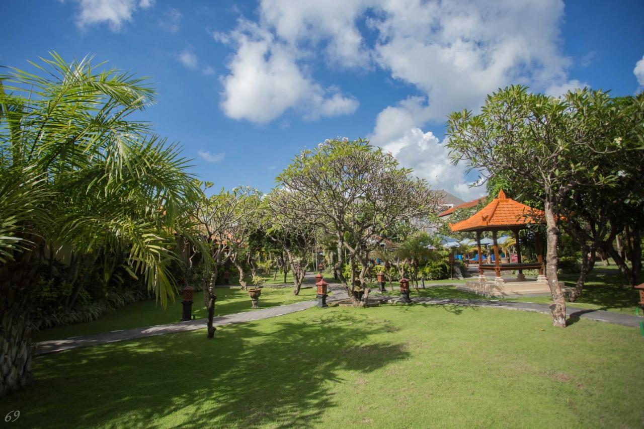 Kuta Puri Bungalows, Villas And Resort Exterior foto